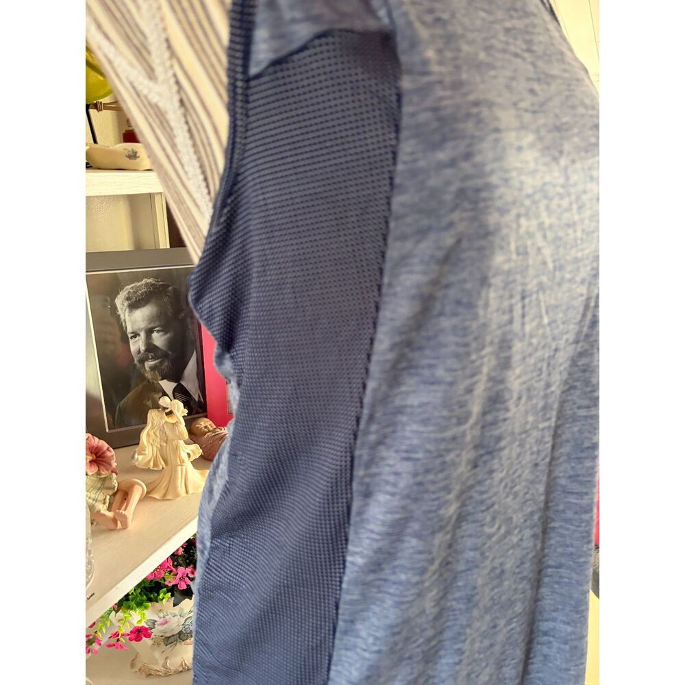 Avia Rare Size XL Racerback Workout Breathable Flowy Feminine Comfy Tank - Picture 5 of 10